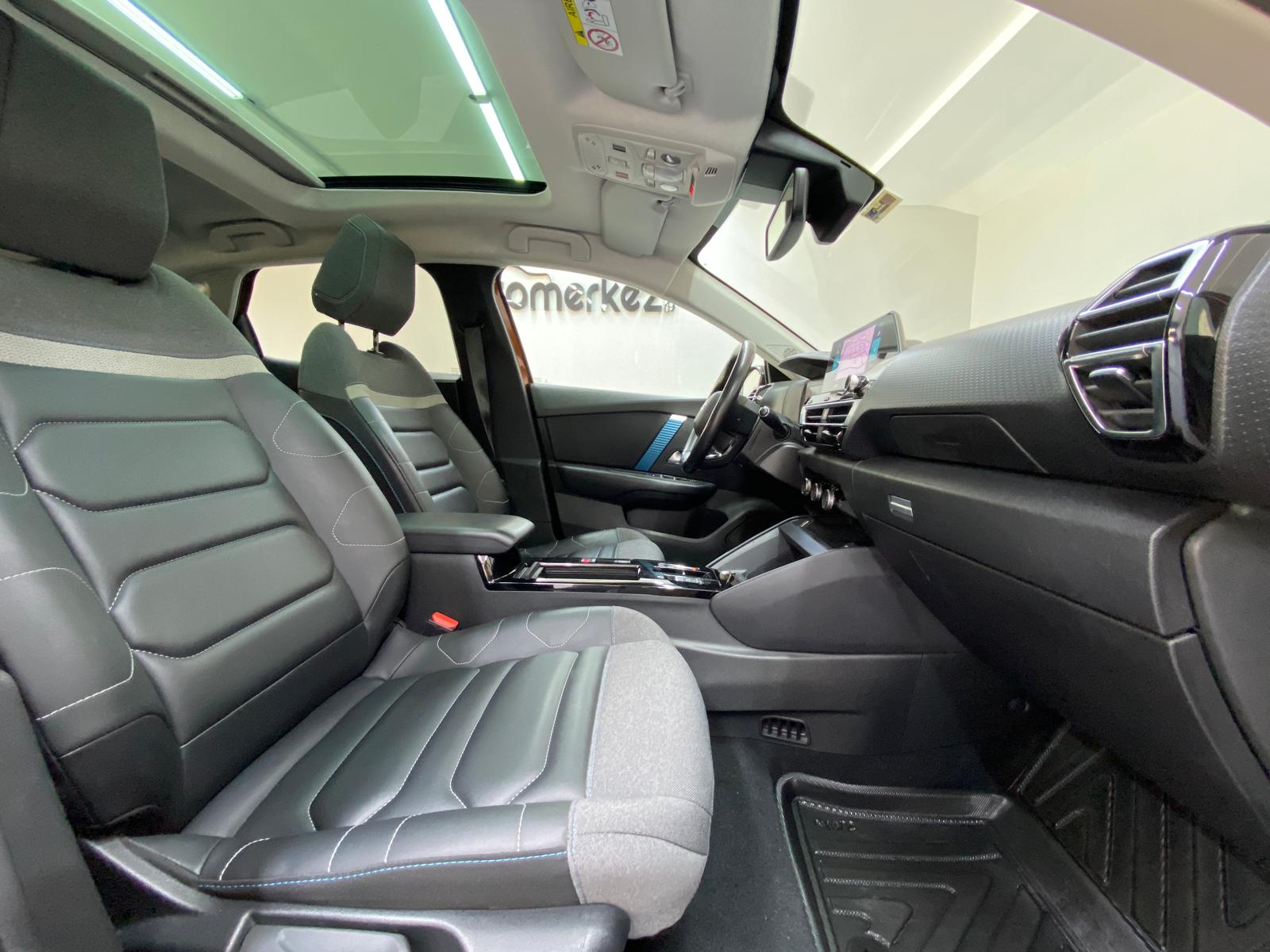 CITROEN E-C4 22